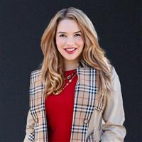 Violet Valenzuela, REALTOR®